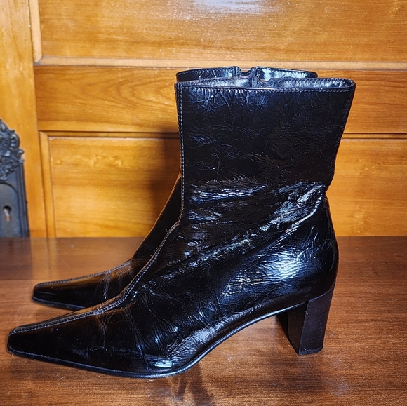 Aquatalia black pointy boots - Picture 6 of 6